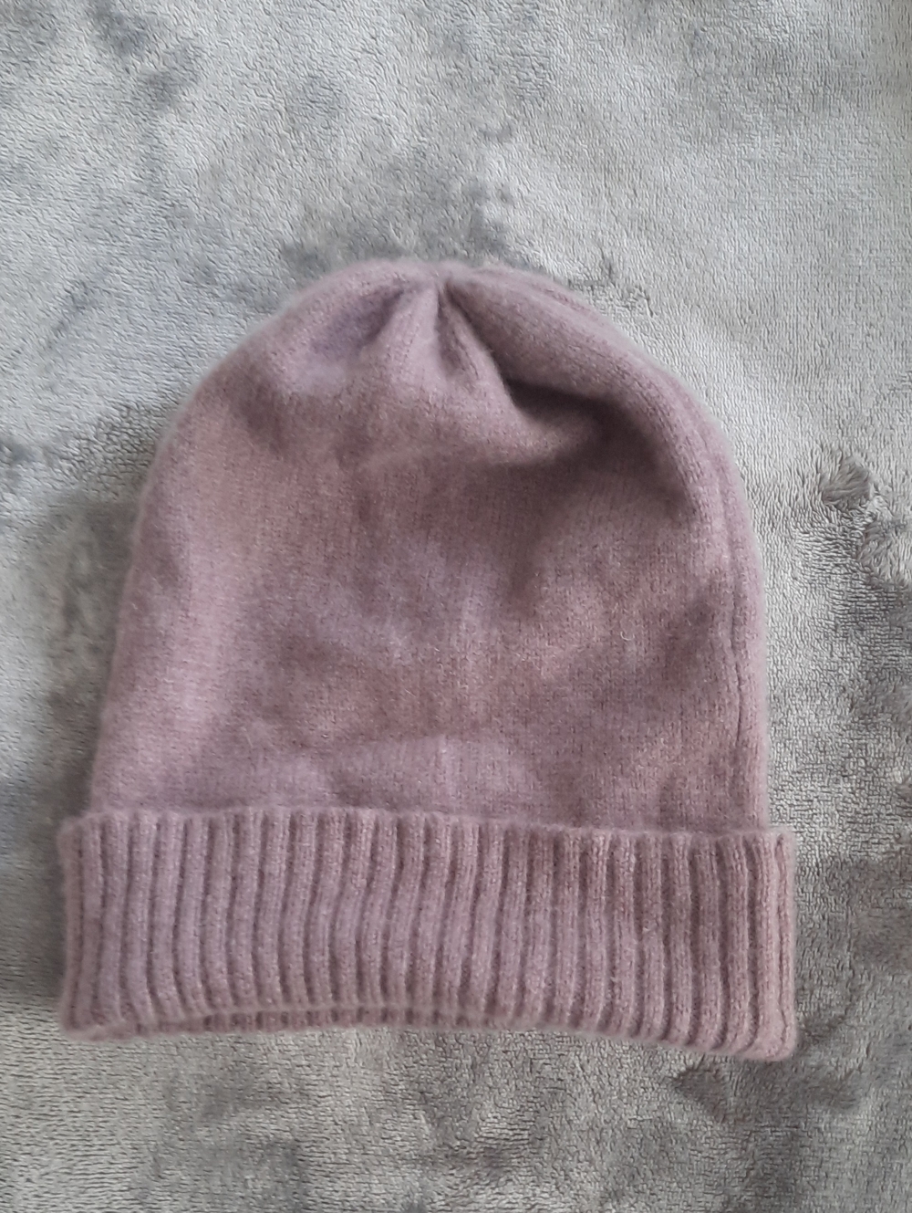 Aspen Women’s 100 % Cashmere Knit Beanie Hat in Dusty Mauve